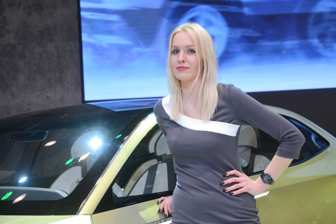 Hostessy na targach Poznań Motor Show 2018