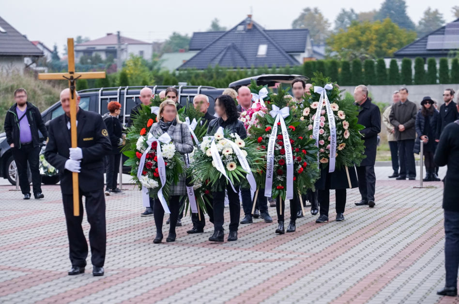 Wzruszający pogrzeb Ilony Kuśmierskiej. Ostatnie pożegnanie Jadźki z "Samych Swoich"