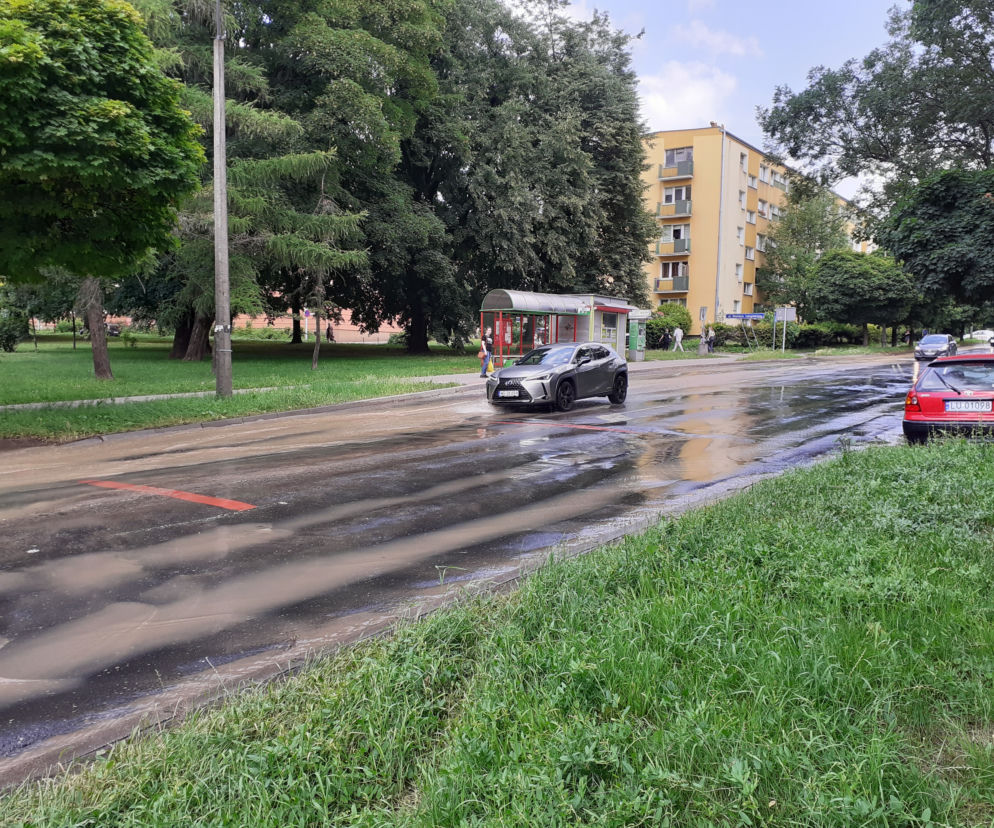 Awaria wodociągowa na ul. Sowińskiego 