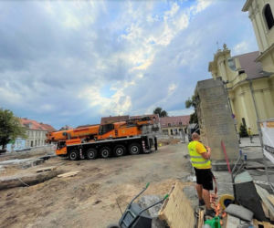 Pomnik na Rynku w Starym Fordonie zmienił lokalizację! Gdzie teraz stoi?