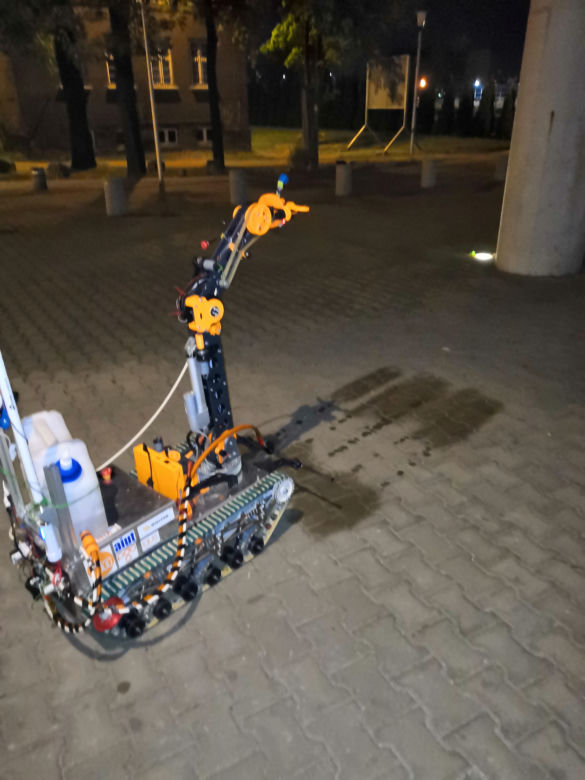 Rewolucja! Roboty staną ramię w ramię z ludźmi. Mają pomóc w walce z koronawirusem