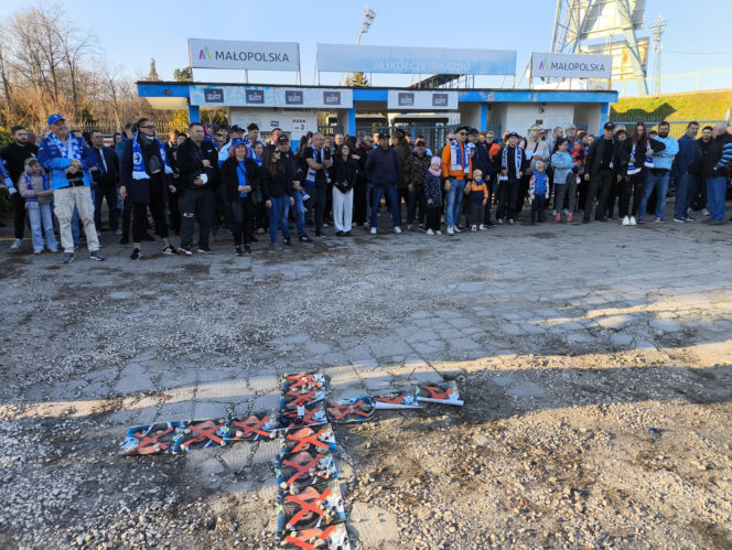 Smutny dzień dla tarnowskiego żużla. Kibice żegnają Unię Tarnów