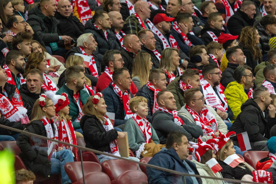 Tłumy na PGE Narodowym w Warszawie! Tak kibicowaliście podczas meczu Polska - Holandia