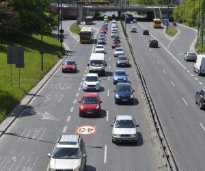 Przez fatalny stan wiaduktów, kierowcy muszą zwolnić do 40 km/h