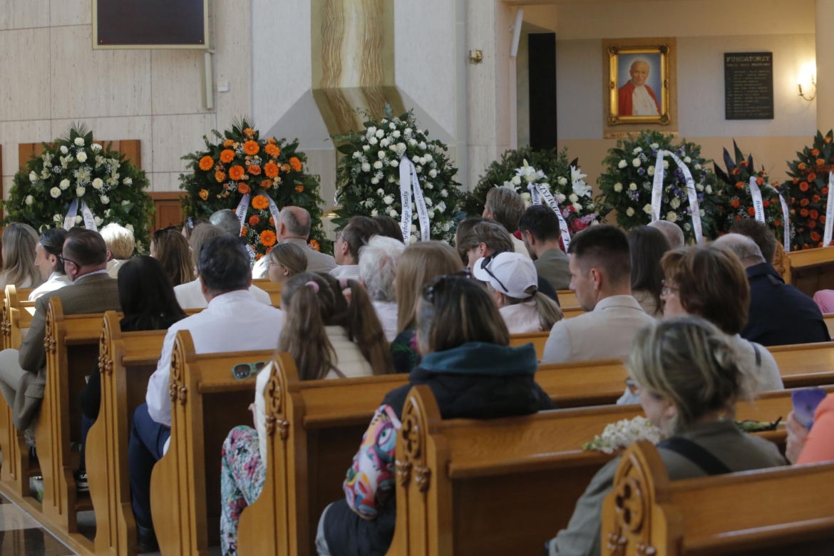 Pogrzeb Tomasza Jakubiaka. Kucharza żegna rodzina i przyjaciele