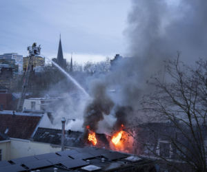 Dwa wybuchy i wielki pożar w centrum Utrechtu. Co najmniej jedna osoba ranna