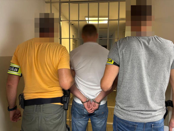 Potrącił kobietę i odjechał. 46-latka nie żyje. Kierowca sam zgłosił się na policję