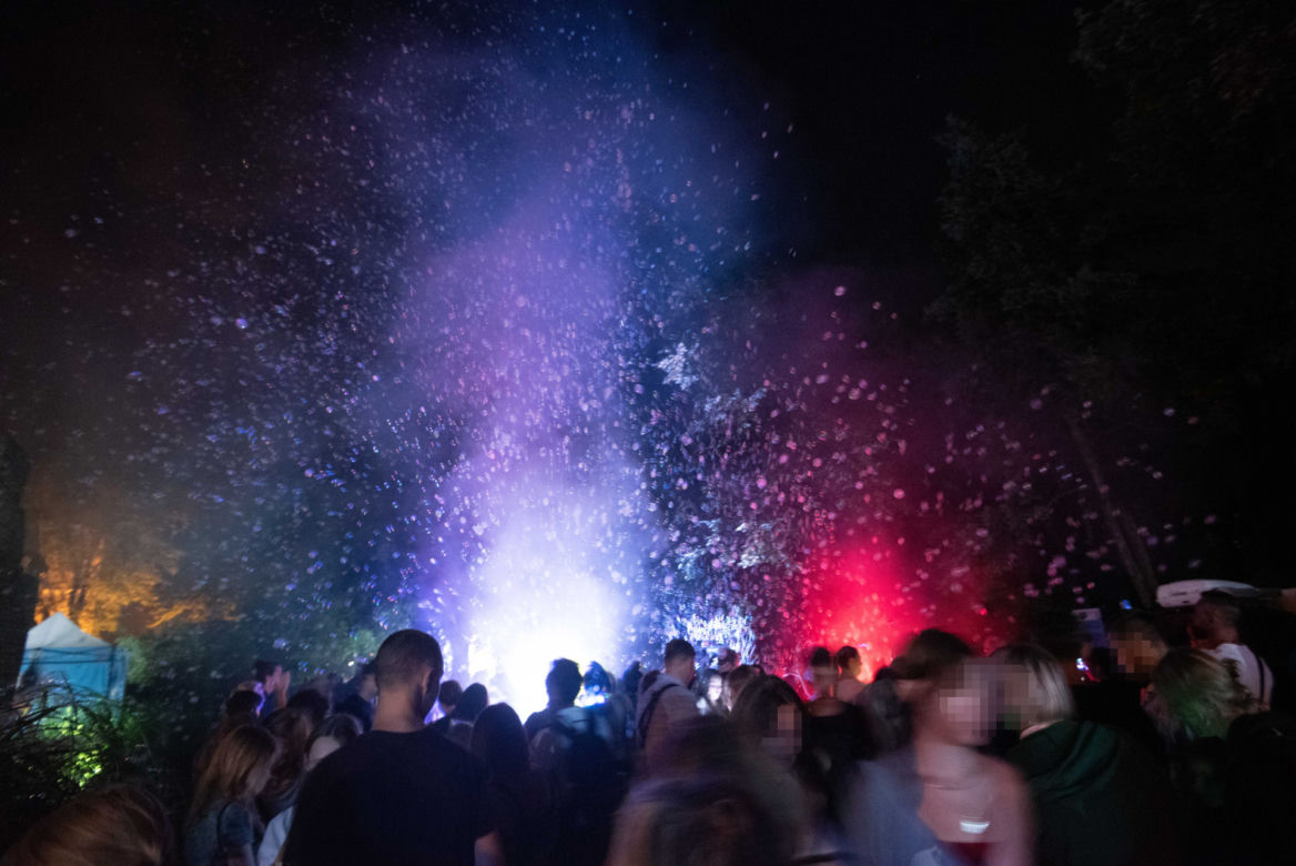 Kolejny Bella Skyway Festival czyli święto sztuki i światła. Jak na razie bez większych tłumów na Starówce