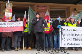 Protest rolników w Rzeszowie. „Będziemy tracić z roku na rok”