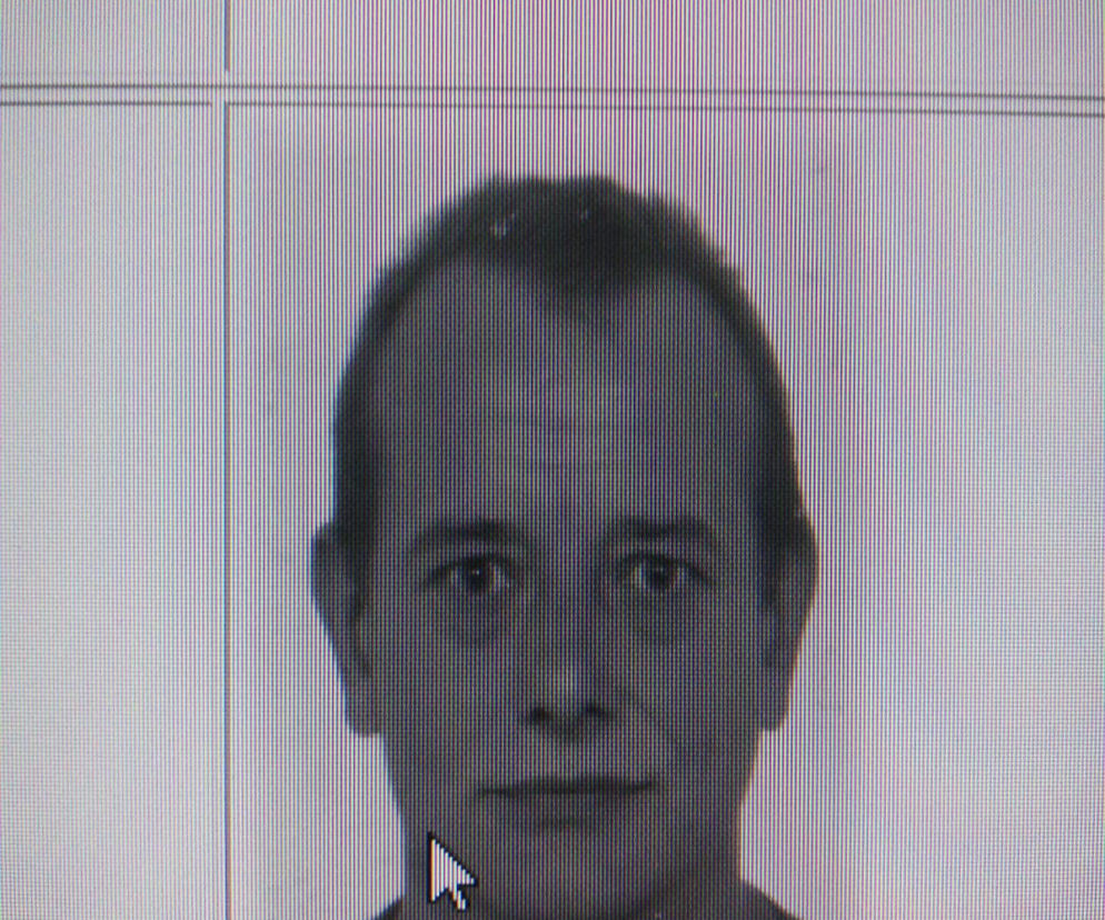 Zaginął mieszkaniec Nowego Tomyśla. Przemieszcza się srebrnym Roverem