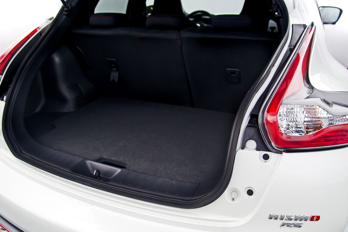 Nissan Juke NISMO RS 1.6 DIG-T 2WD