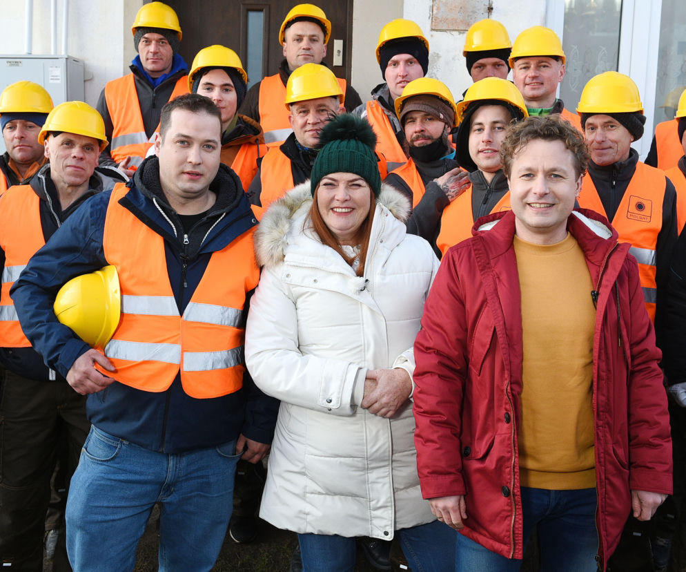 Katarzyna Dowbor wraz z ekipą Nasz nowy dom