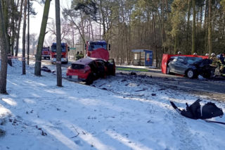 Wypadek pod Siedlcami. Zderzyły się dwie panie, jedna zginęła