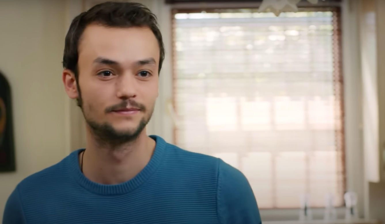 Ege będzie opiekował się Zeynep, a Bulent zacznie podejrzewać, że coś ich łączy.