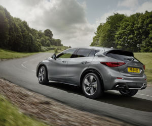 Infiniti Q30