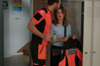 Na sygnale, odcinek 804: Doktor Góra musi zmierzyć się z uporem ojca, który odmawia zaszczepienia syna pogryzionego przez psa