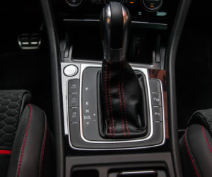 Volkswagen Golf 2.0 TSI GTI Performance 245 KM