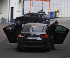 Pilna narada PiS na  Nowogrodzkiej