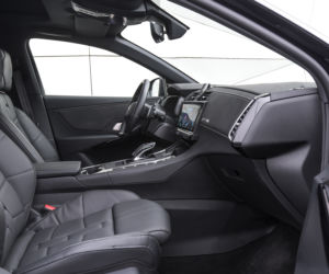 DS 7 Crossback E-Tense 300 4x4 Louvre