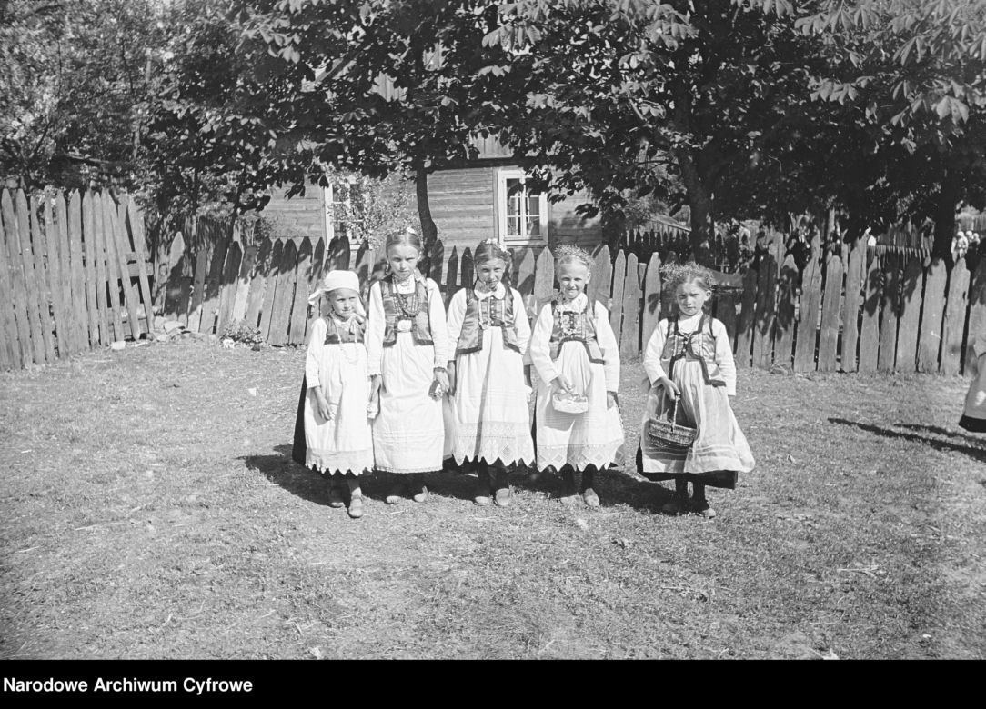 Tak wyglądało Boże Ciało na Kurpiach w 1937 roku. Te zdjęcia to prawdziwa podróż w czasie