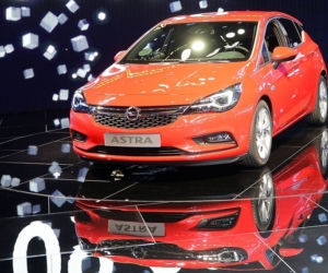 Opel Astra V