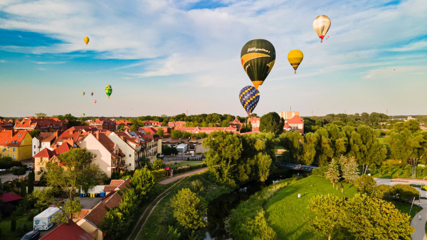 To miasto przywodzi na myśl "Małą Kapadocję". Przyciąga turystów magicznym widokiem