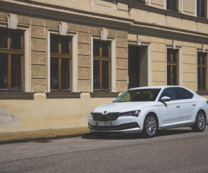 Skoda Superb lifting 2020