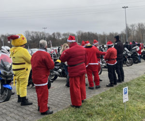 Mikołaje za kierownicą opanowali Lublin. Wyjątkowa akcja dla dzieci ze szpitala