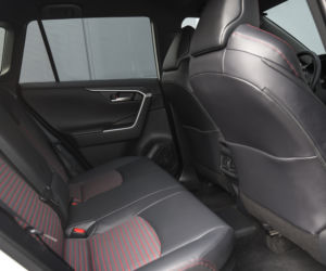 Suzuki Across Plug-in Hybrid i-AWD e-CVT Elegance