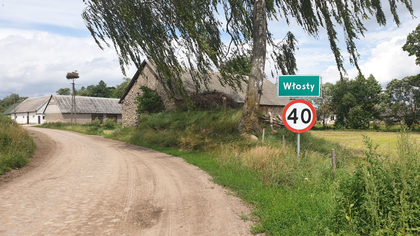 Pobił Bronka, Wlókł za samochodem. Utopił w rowie