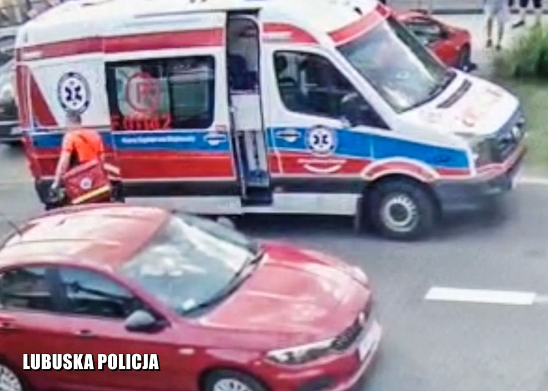 Policjant uratował życie przechodnia