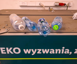 System kaucyjny na celowniku oszustów. Operator bije na alarm