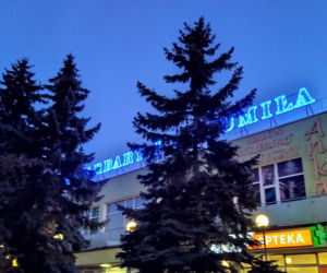 Historyczny neon znów rozświetla ulice Kalisza