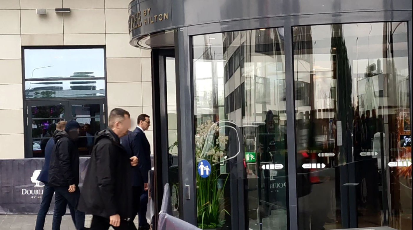 Premier Mateusz Morawiecki przyjechał na spotkanie z reprezentacją Polski