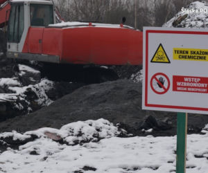 Zabrze: Potężne ilości nielegalnych odpadów, które rozlewano i zakopywano w ziemi. Są kolejne zatrzymania [ZDJĘCIA]
