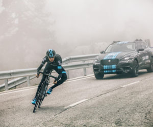 Jaguar F-Pace na Tour de France