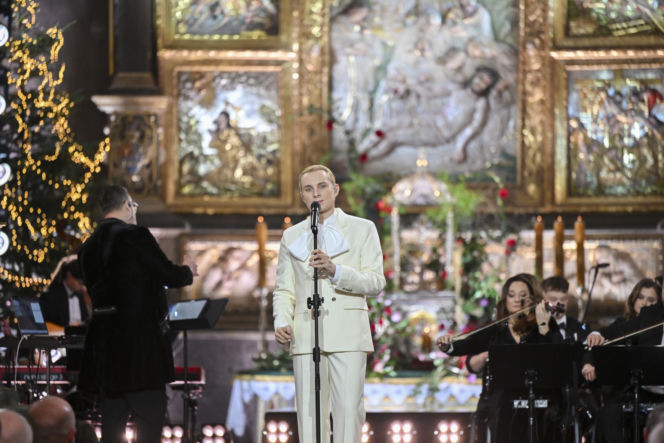 Wielkie Kolędowanie w Polsacie. Najpiękniejsze kolędy i pastorałki w wykonaniu gwiazd