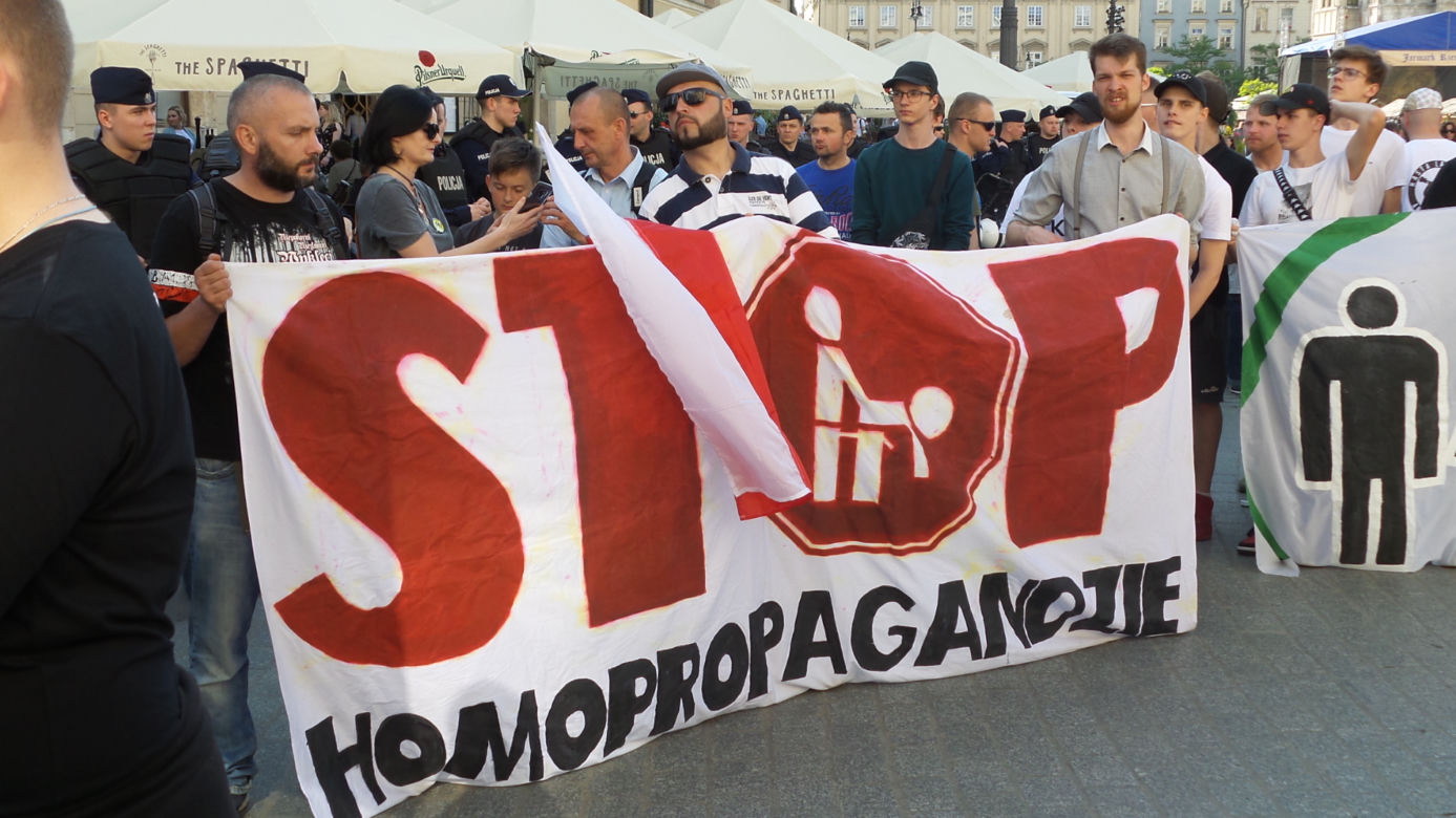 "Zboczeńcy, wypier**lać".Manifestowali przeciwko Marszowi Równości 18.05.2019 w Krakowie