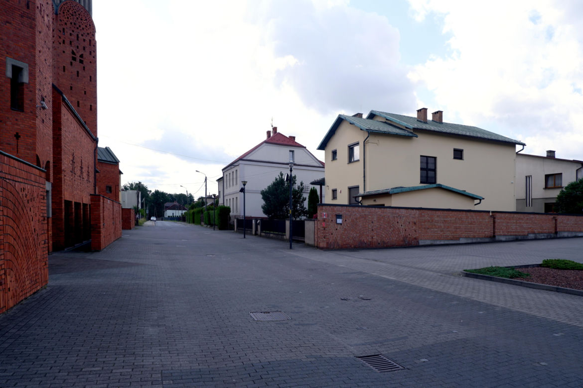 To miasto powstało z połączenia dwóch wsi. Jest jednym z najpiękniejszych na Śląsku