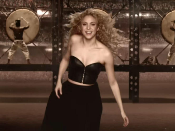 Shakira - "La La La"