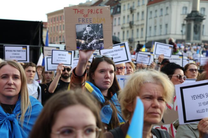 35 lat niepodległej Ukrainy. Obchody na Placu Zamkowym w Warszawie