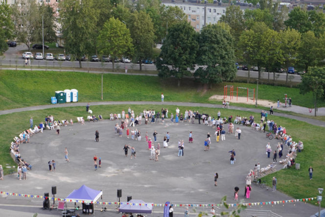 Potańcówka na finał wakacji w Starachowicach. Zabawa Na Szlakowisku
