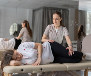 Fizjoterapia za 80 albo 200 zł. Ta sama nazwa może oznaczać zupełnie inną wizytę