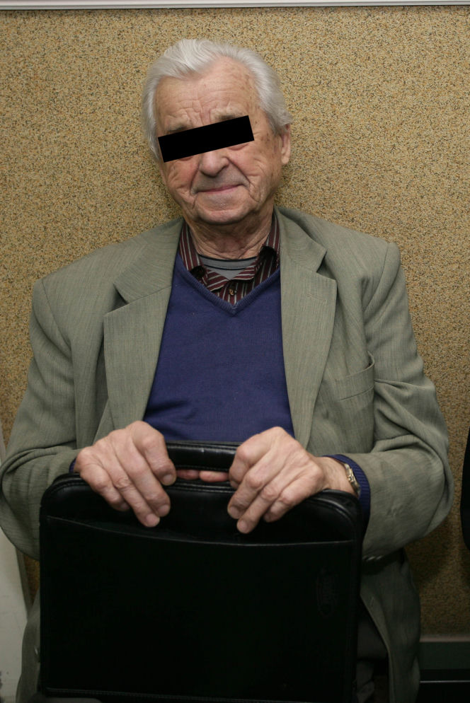 KAMIENICZNIK UKARANY