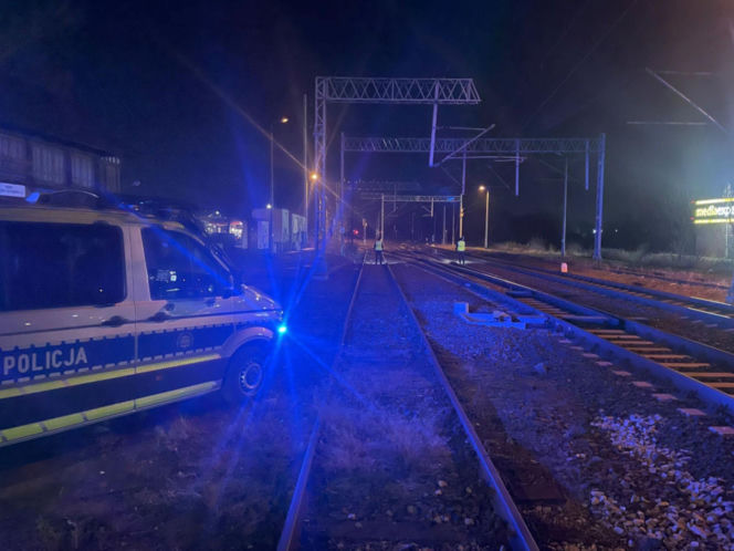 Działania policjantów z garnizonu stołecznego na torach i dworcach