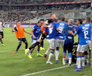 Burdy na meczu Cruzeiro - Atletico Mineiro