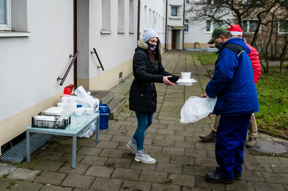 Gdańsk. Przeszła cztery operacje, ale żadna jej nie złamała. Razem z przyjaciółmi nakarmiła 500 osób