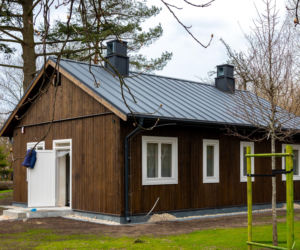 Domki fińskie na Polu Mokotowskim w Warszawie