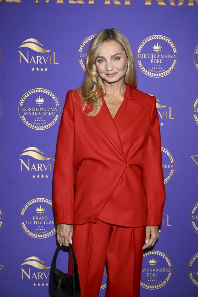 Doda pokazała pierś i zarzuciła nogę na Ibisza. Skradła całe show!