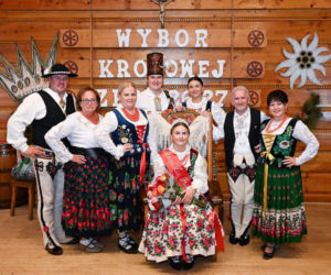 Sznuruje kierpce aż miło i urzeka naturalnością. 20-letnia Renata nową królową chicagowskich górali!